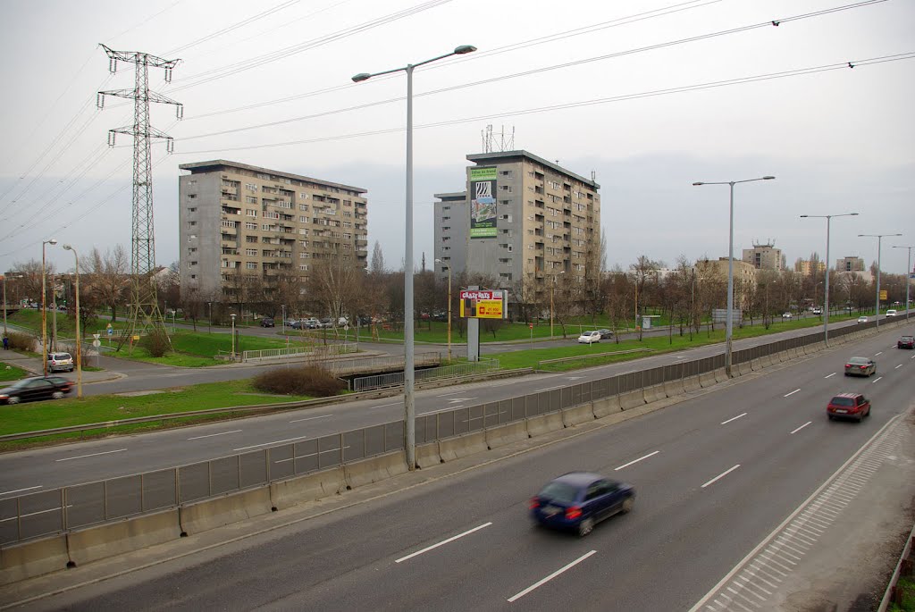 Zugló Alsórákos lakótelep M3 bevezető felüljáró by hatja-budapest