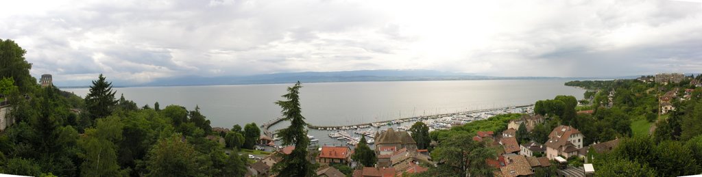 Lac Leman de Thonon centre by Erön RIOG