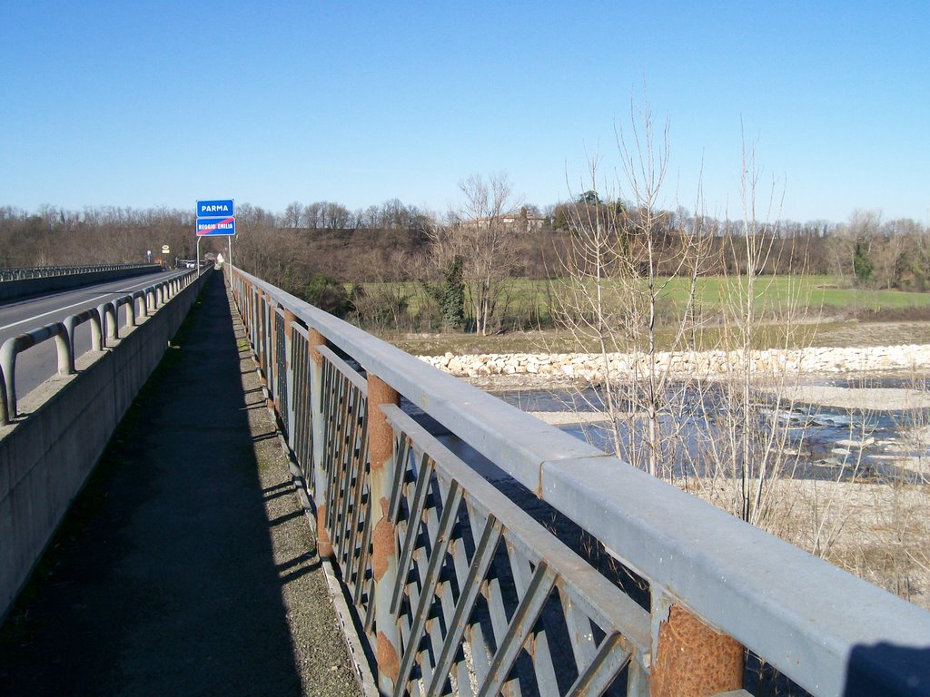 Ponte-Via Curiel sul Torrente Enza - Montecchio Emilia - Pcia. Reggio Emilia - Italia / 2008 by Laura Oviedo