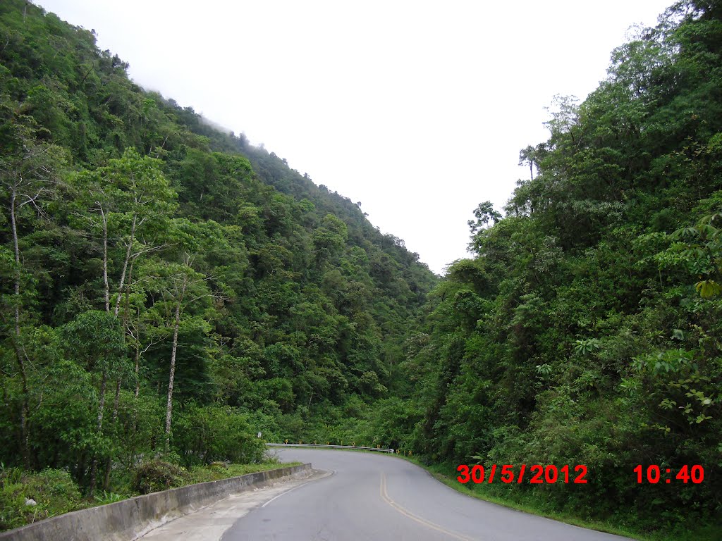 Paisaje en el Cerro de la Muete by Tony Castillo.