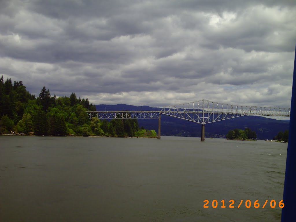 Bridge of the Gods, near Cascade Locks, OR by port565