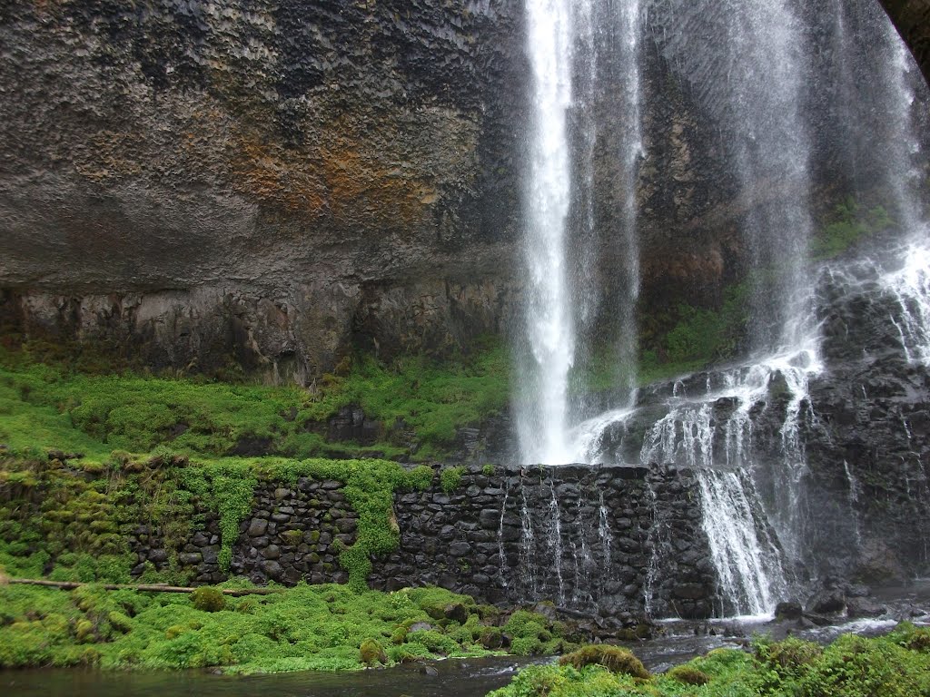 Cascade de la Beaume ( Agizouz 43 ) by titis43