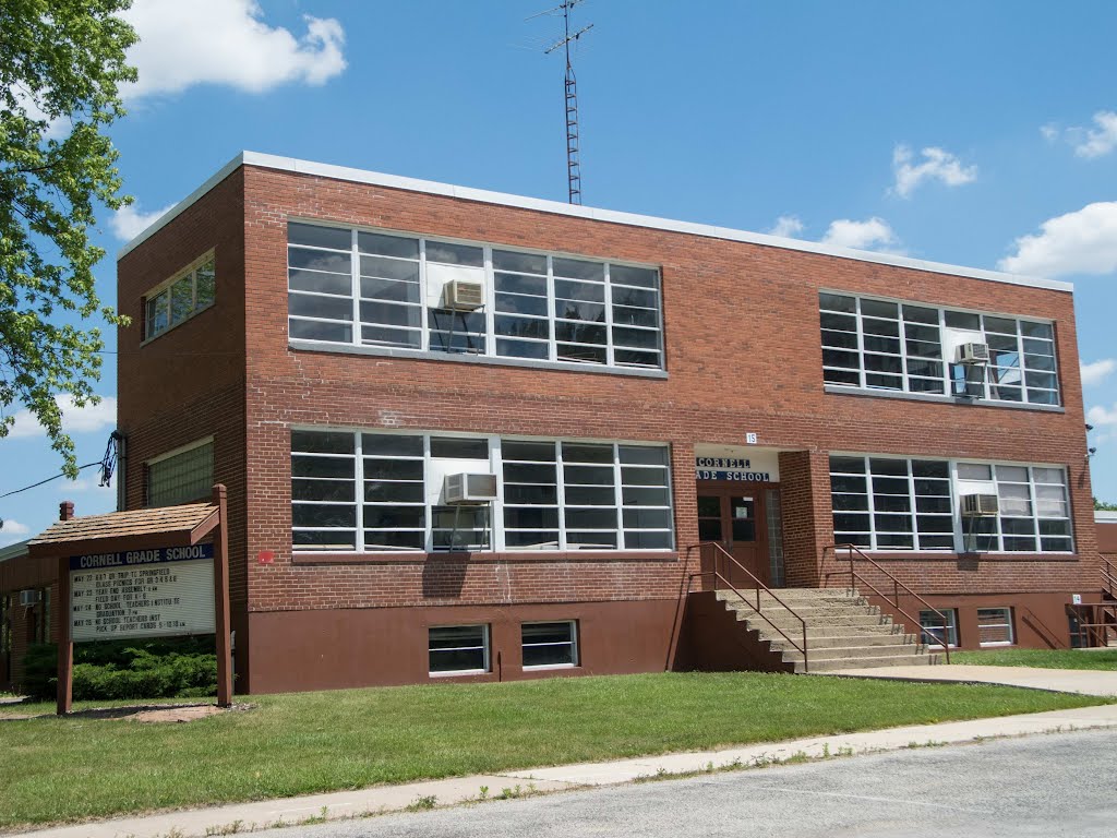 Cornell Illinois Grade School by D200DX