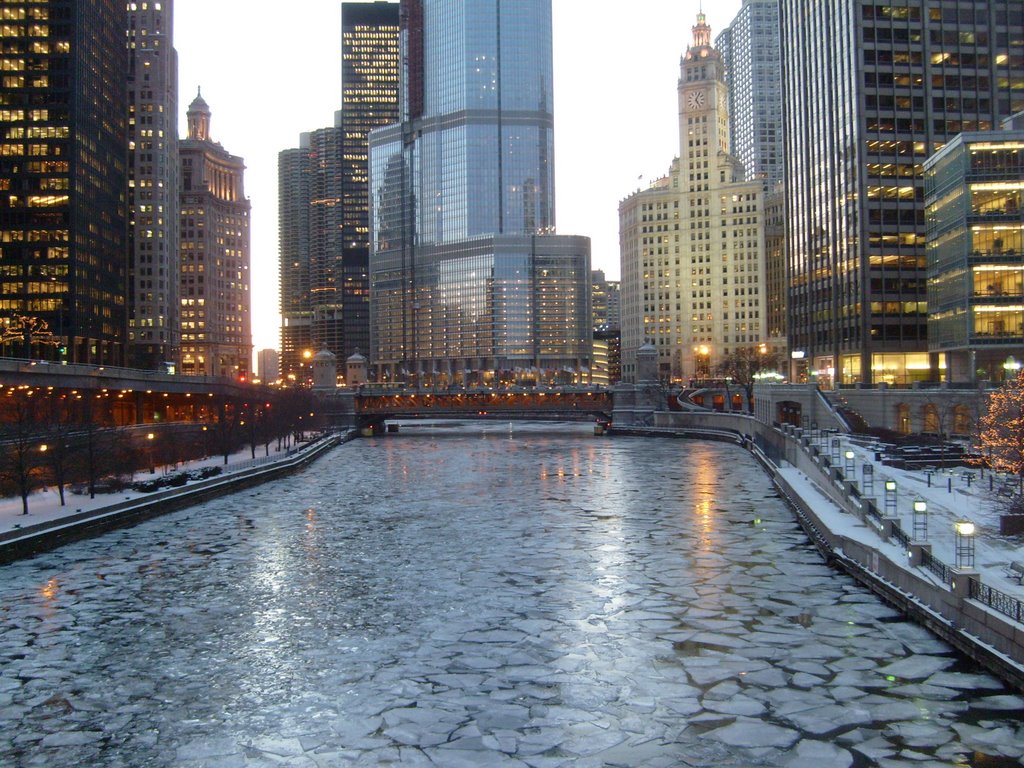 Chicago River looking West by oncewaslost