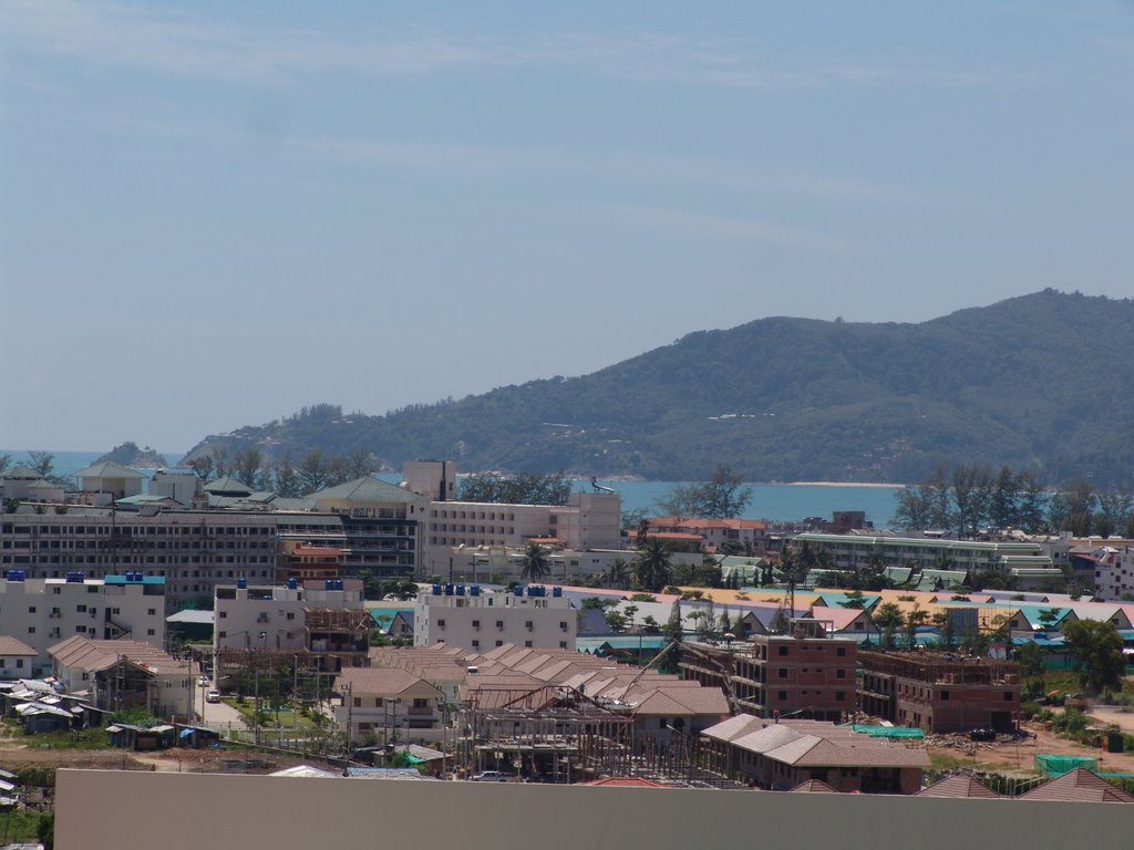 Patong Beach west side Nanai by Wieland Kleinert