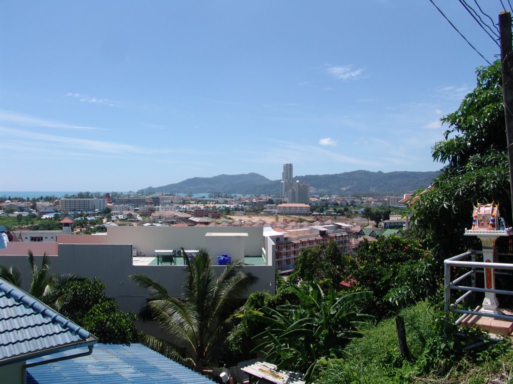 Patong Beach west side Nanai by Wieland Kleinert