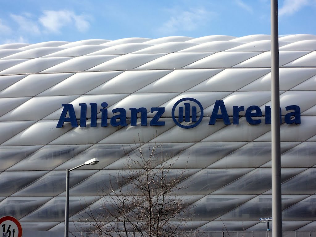 Allianz Arena, by Herzog & de Meuron by RNLatvian