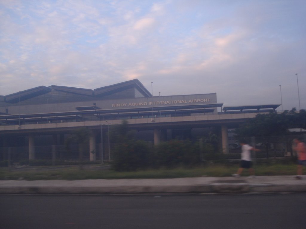 NAIA (Ninoy Aquino International Airport) Terminal 3 - 2 by djsammy2k7