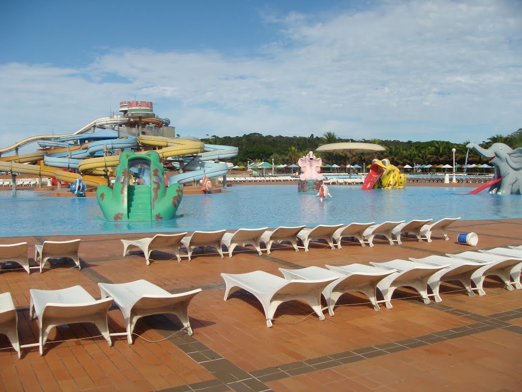 Centro de Turismo de Praia Formosa do SESC de Aracruz ES-Parque Aquático by LUIS MACEDO