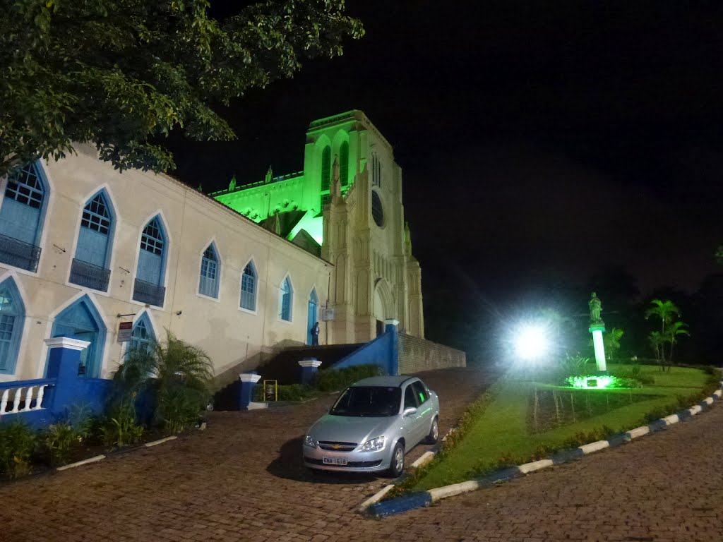 Igreja de N. Sra. do Bom Despacho by ADILSON REZENDE-ARS