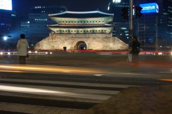 Namdaemun by Paul Cottrell