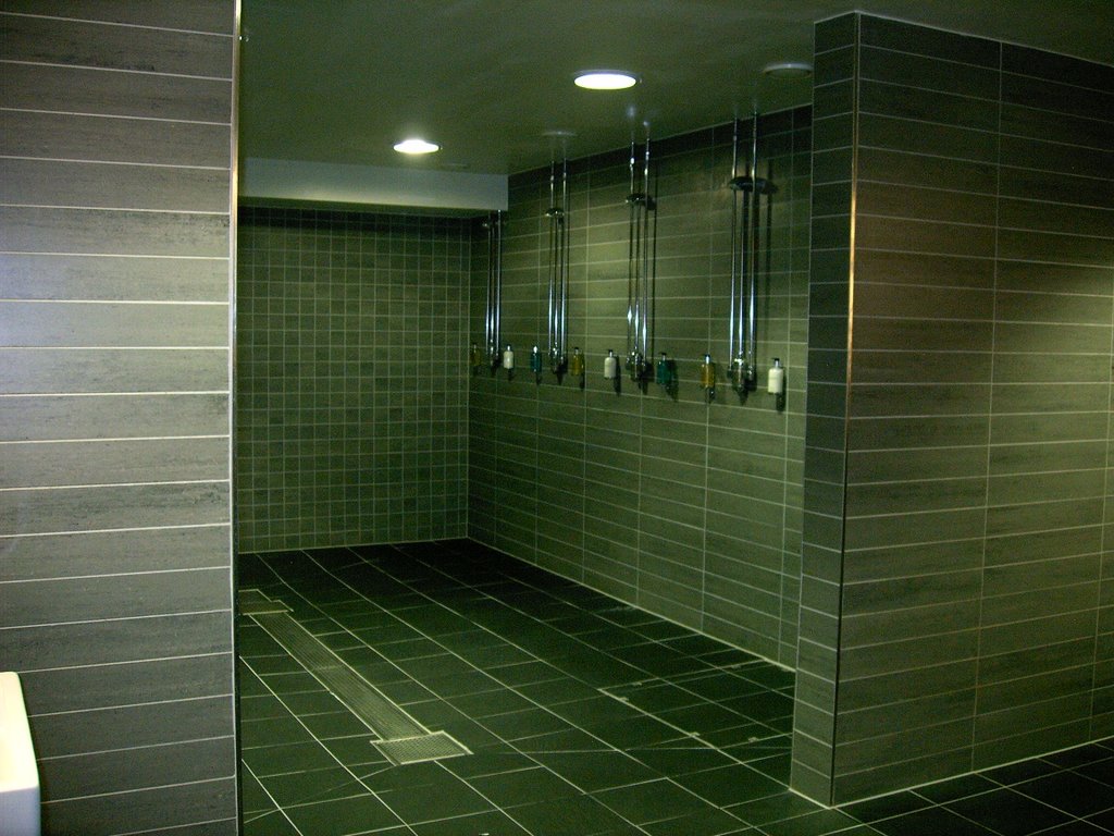 Chelsea shower room by Geert Wuyts