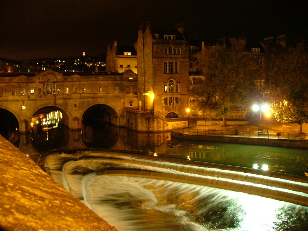 Bath at night by Egar Garcia