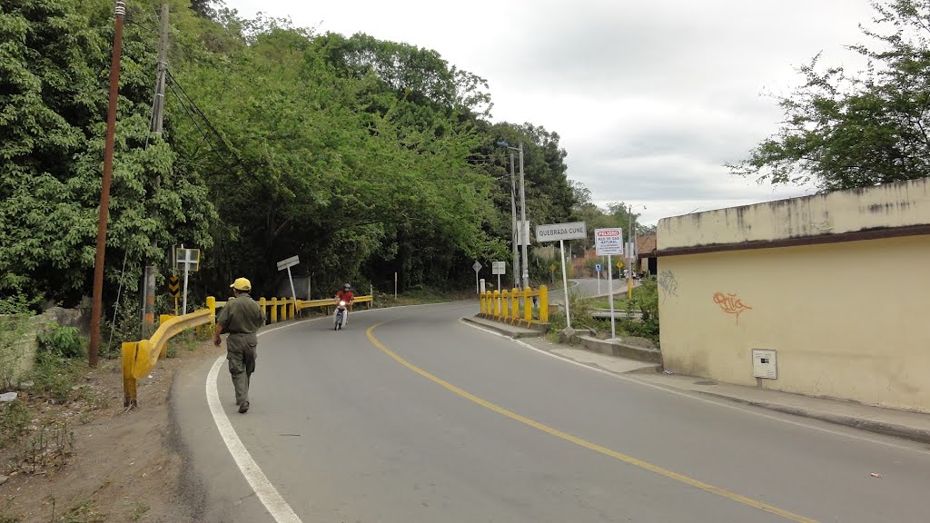 Villeta, Cundinamarca, Colombia - 88 by Stuart Oswald