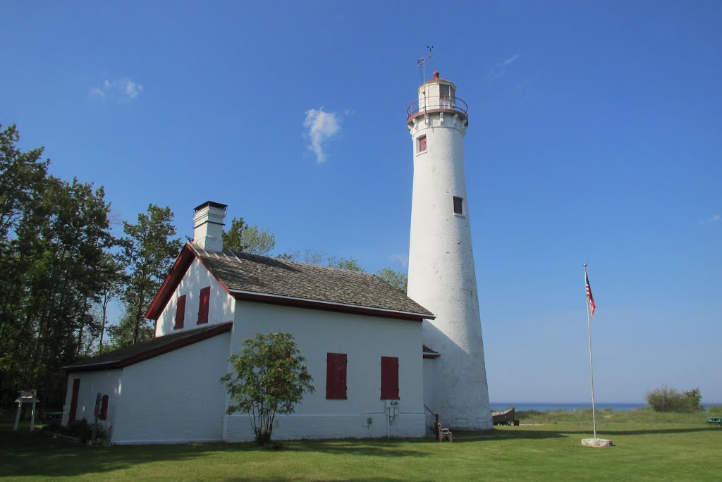 Sturgeon Point Lighthouse overview by UnagiUnagi