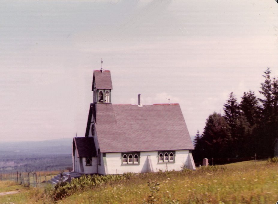 Chapel Hill du 4 e rang de Frontenac by gerardhoule