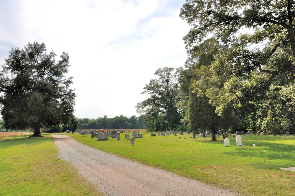 VIRGINIA: KING WILLIAM COUNTY: Pamunkey Indian Reservation: Pamunkey Baptist Church cemetery by Douglas W. Reynolds, Jr.