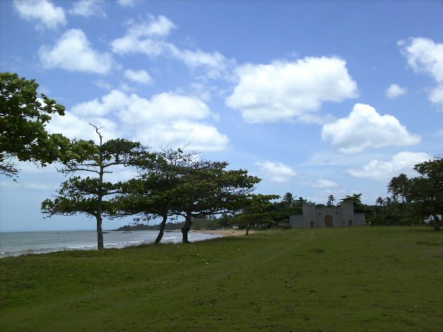 Praia Formosa, Aracruz by antoniozotiprado