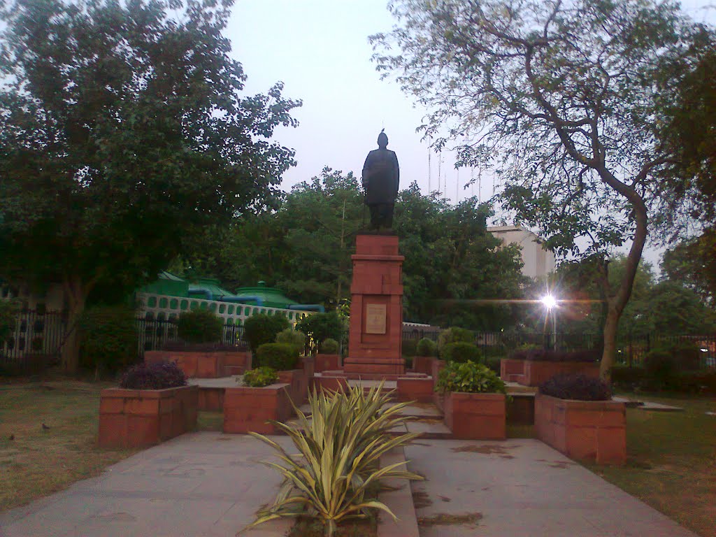 Statue of Dr. Rajendra Prasad by suchitaxaxa