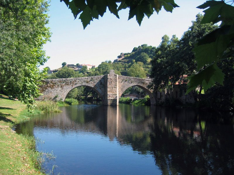 Allariz, puente romano. by magoncan