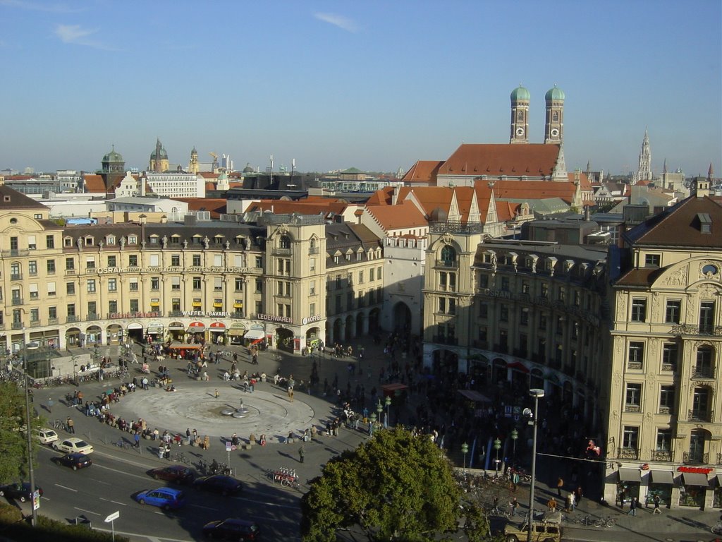 Karlsplatz (Stachus) in Munich by Juekbs