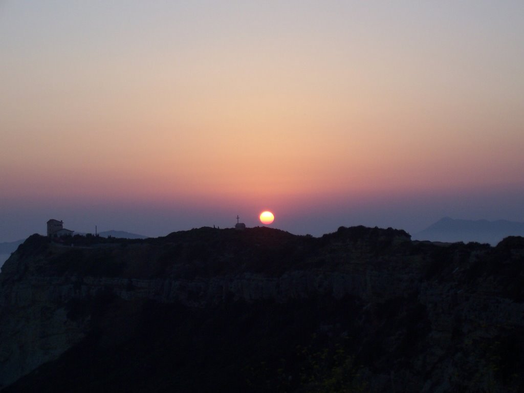 Chapelle @ Sunset, Agios Stefanos / Corfu by Reiseblog