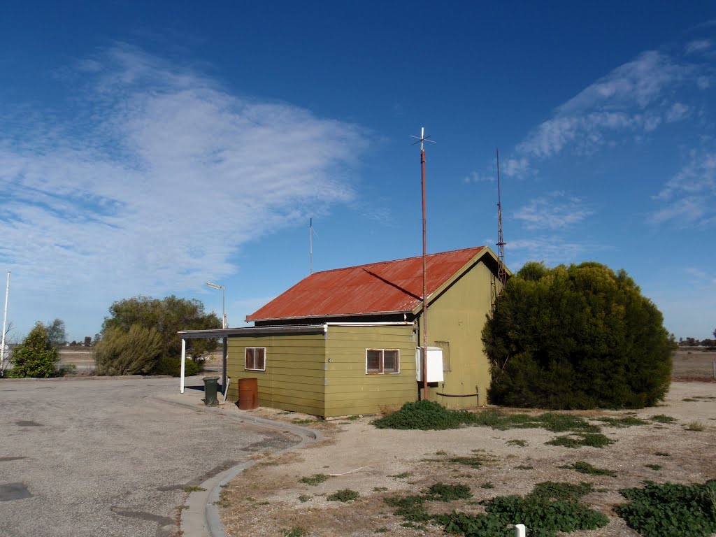 Kerang Airport Old Building by Peter Ermel