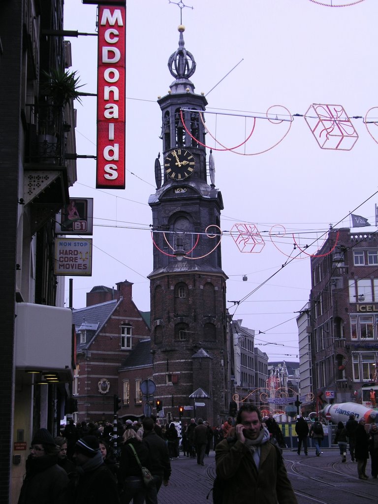 Munttoren desde Reguliersbreestraat by jarosaspicon