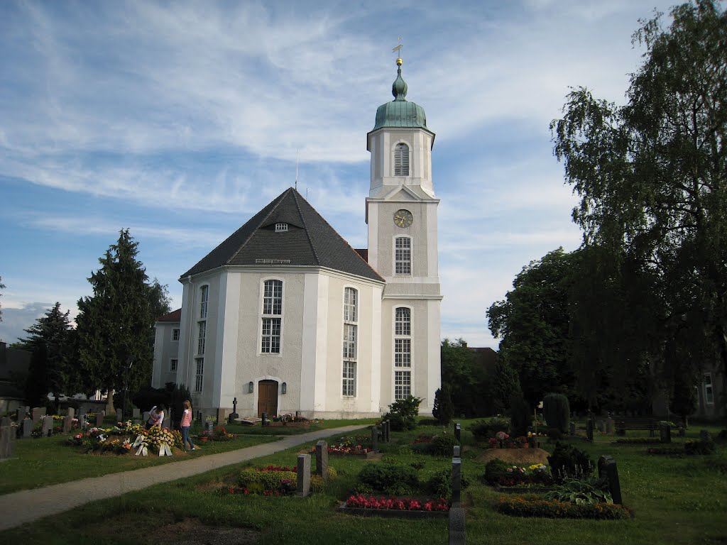 Uhyst am Taucher Autobahnkirche by goschie