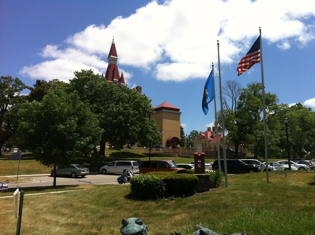 Old Washington Co. Courthouse - Back by Thom Jones