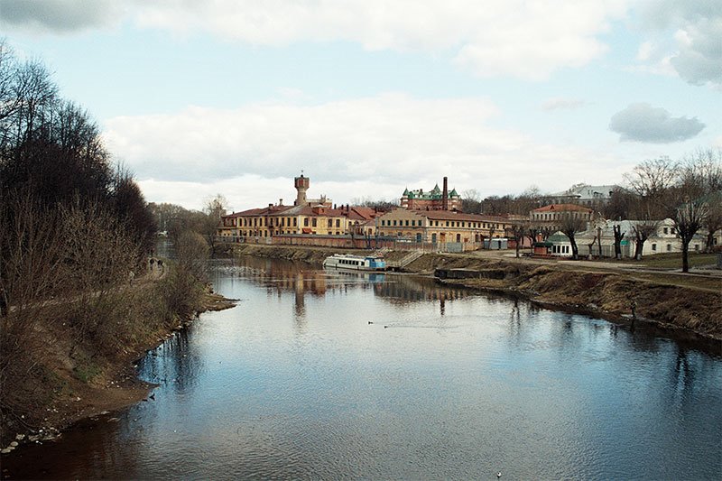 Uvo'd river by Konstantin Kč