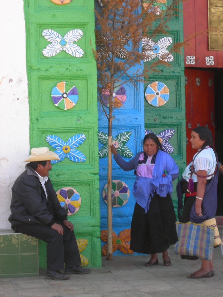 San Juan Chamula Church by ninello