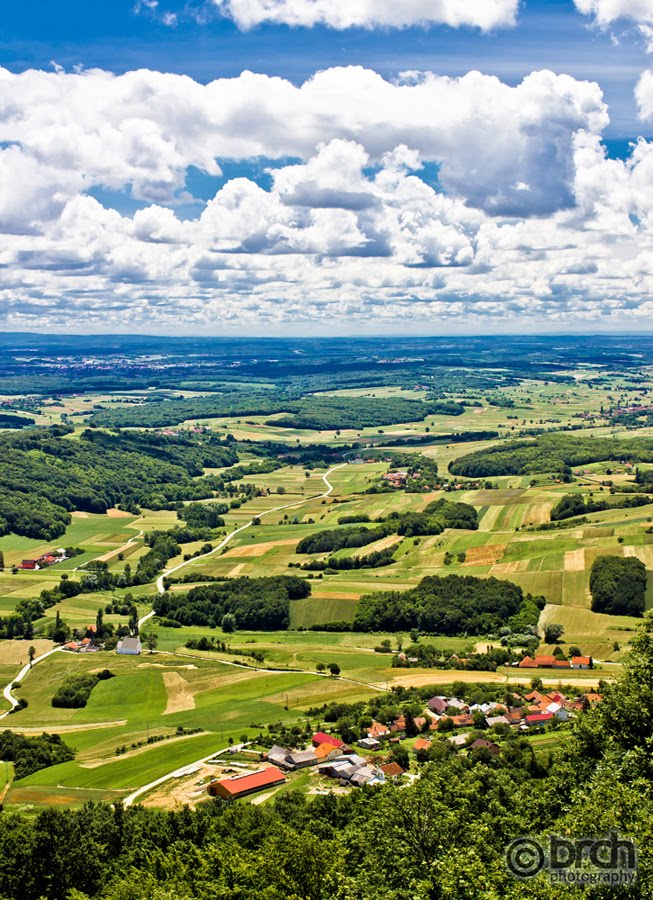 Distant view from Škrinja peak by brch