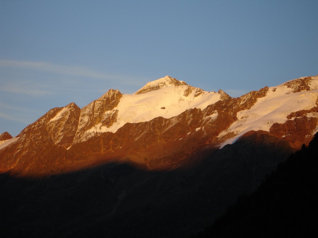 Weißkugel in der Abenddämmerung, Alpen, Alps, Curon, Graun, Resia by Mag Hum Caus