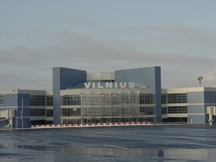 Vilnius airport by arthurrr