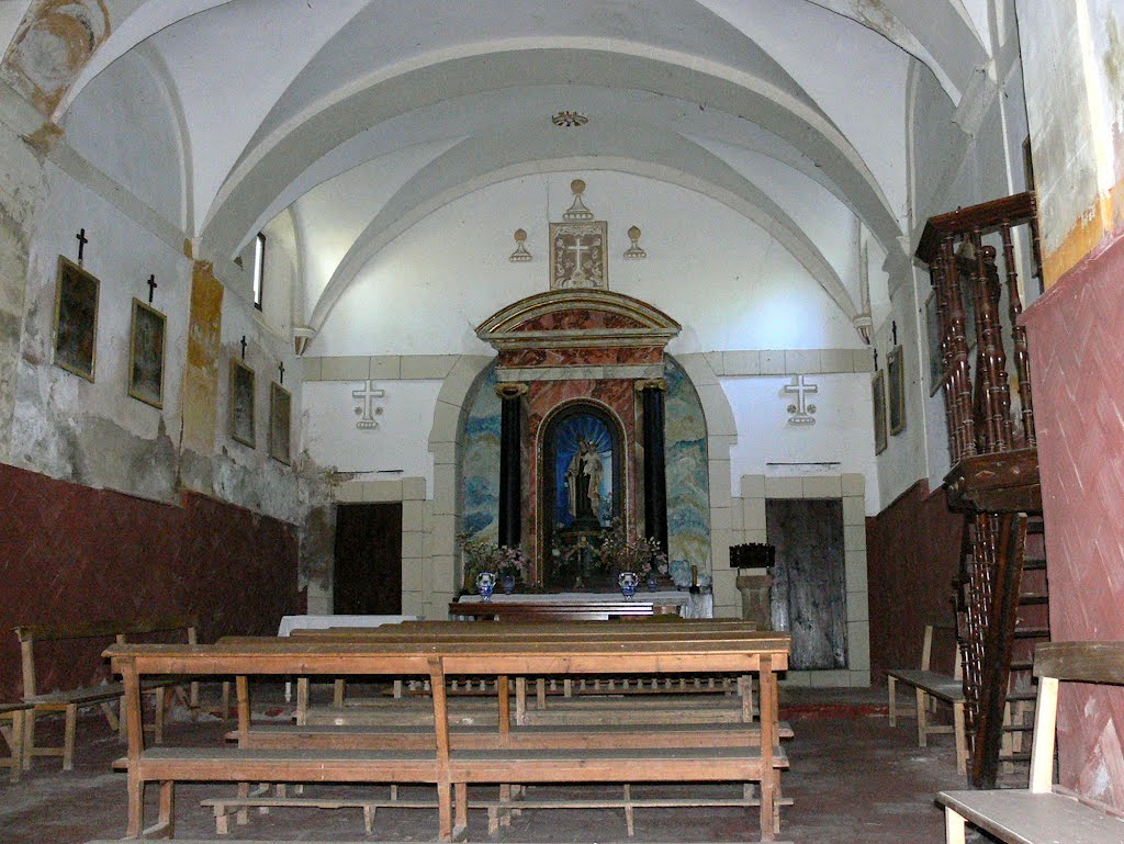 ARENZANA DE ABAJO (La Rioja). 2007. Ermita de Nuestra Señora del Carmen (sXVII). Interior. by Carlos Sieiro del Nido