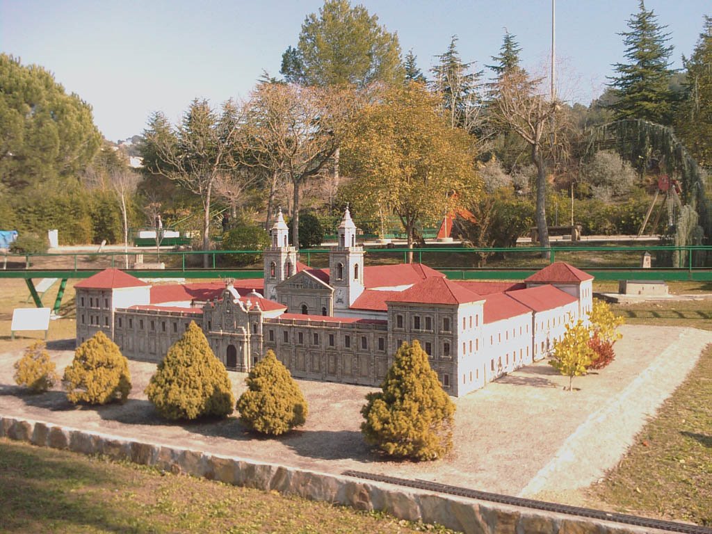 Cataluña en miniatura - Universidad de Cervera by Víctor Cespón