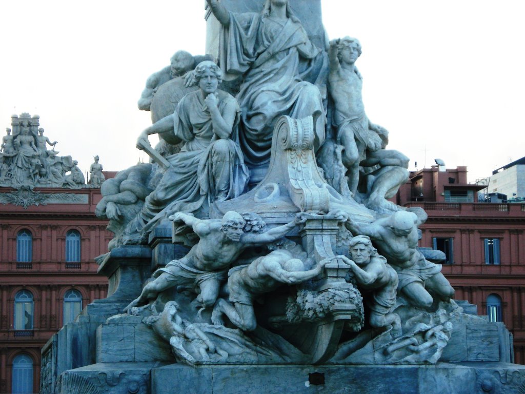 DEL MONUMENTO A CRISTÓBAL COLÓN- Casa Rosada by Jakza