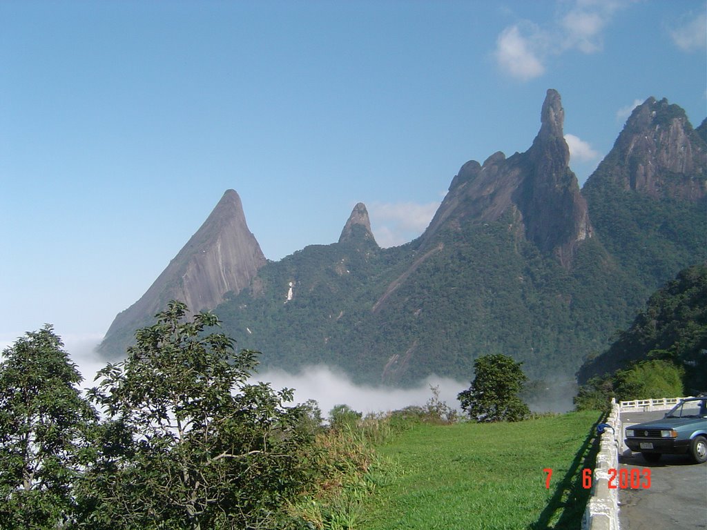 Teresópolis - Dedo de Deus by Joao Portugal