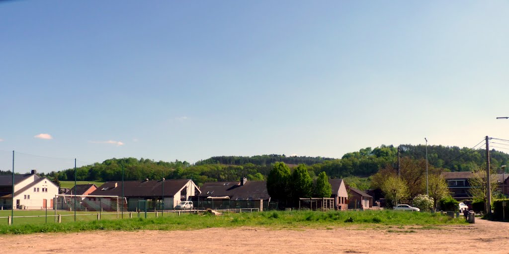 Bomal, Belgique, 2012 by Dang Chau Phien