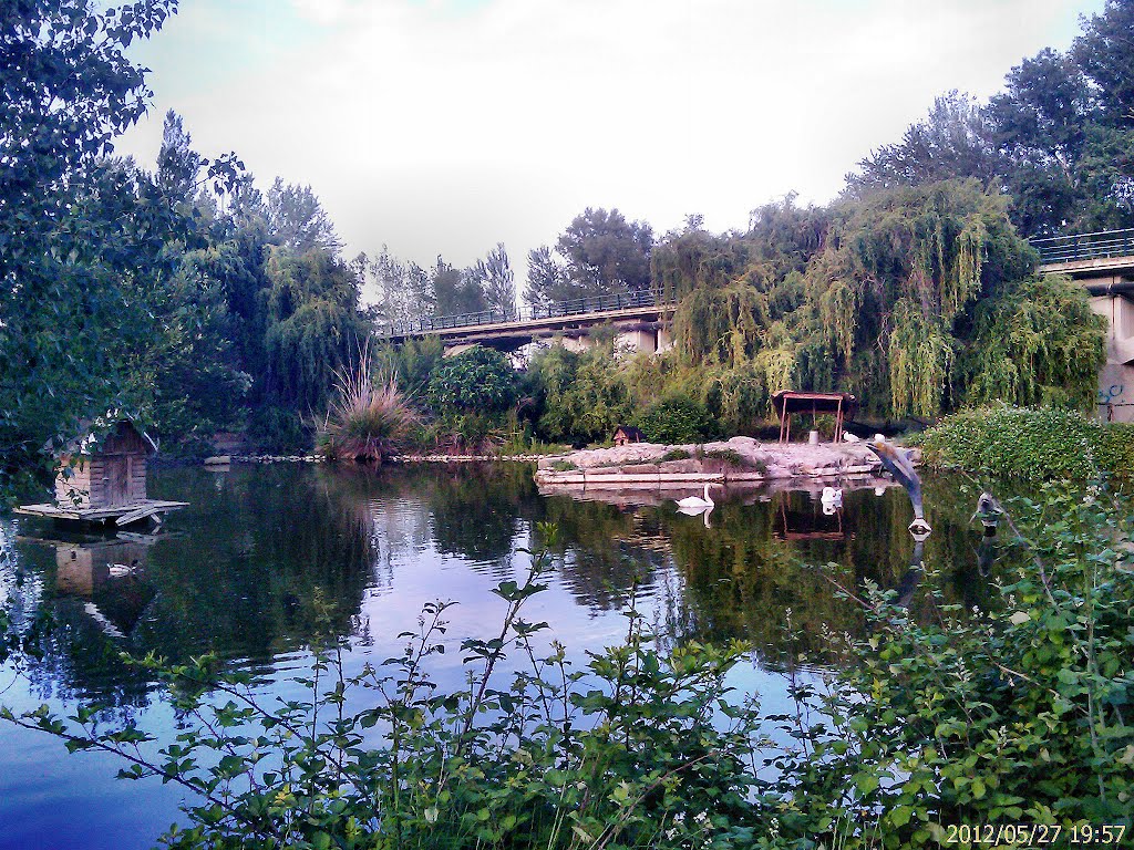 Parc de Corbins by Emil Moldovan