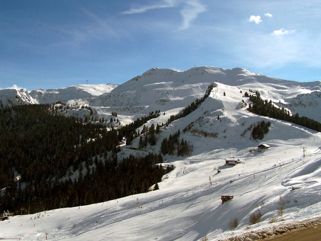 Samoens: vue des pistes by Sucram