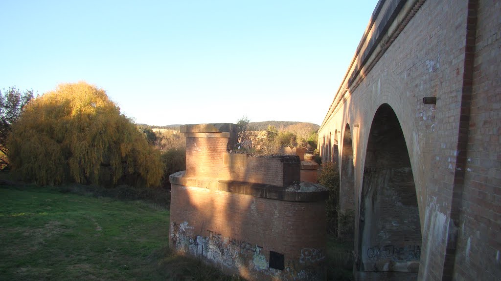 Goulburn Viaduct by marhleet