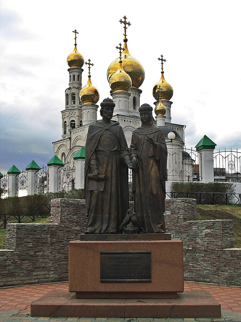 Г. Абакан. Преображенский собор, памятник святым благоверным князю Петру и княгине Февронии.. by Сергей Миронов