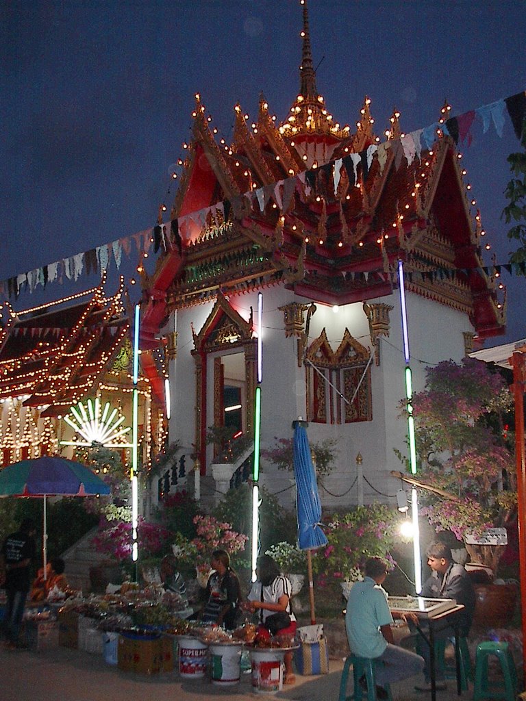 Karon Temple - Fairyground 2005-05 by Lung Lon