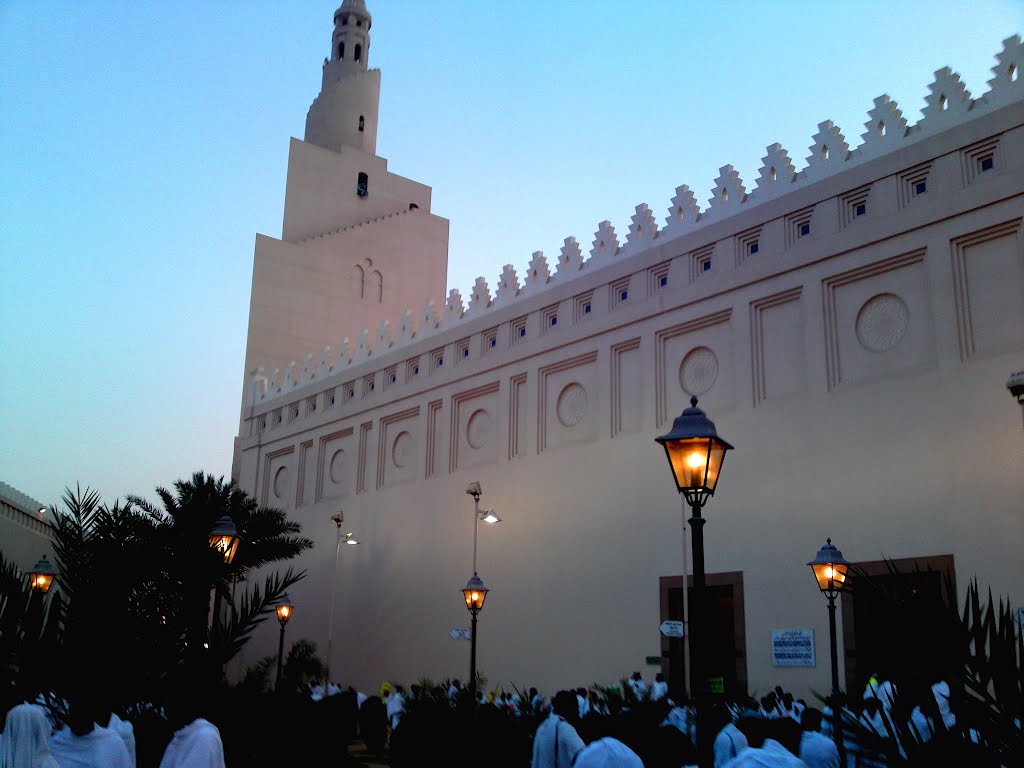 Shajarah Mosque Madinah Munawwarah by Jawed Hasan