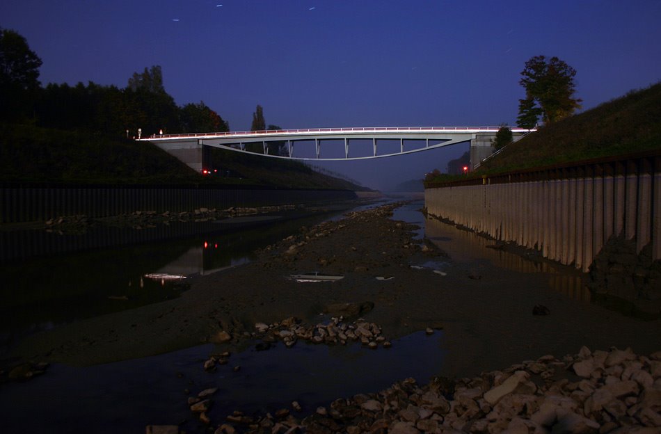 Dortmund-Ems-Kanal (Leer, Nachts bei Vollmond) by www.zeche.org by Roger K. www.zeche.org