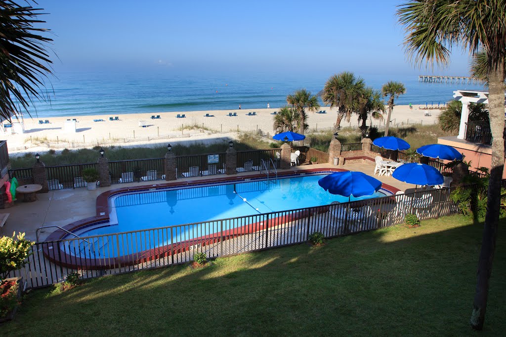 Driftwood Lodge, Panama City, FL by Scott Long