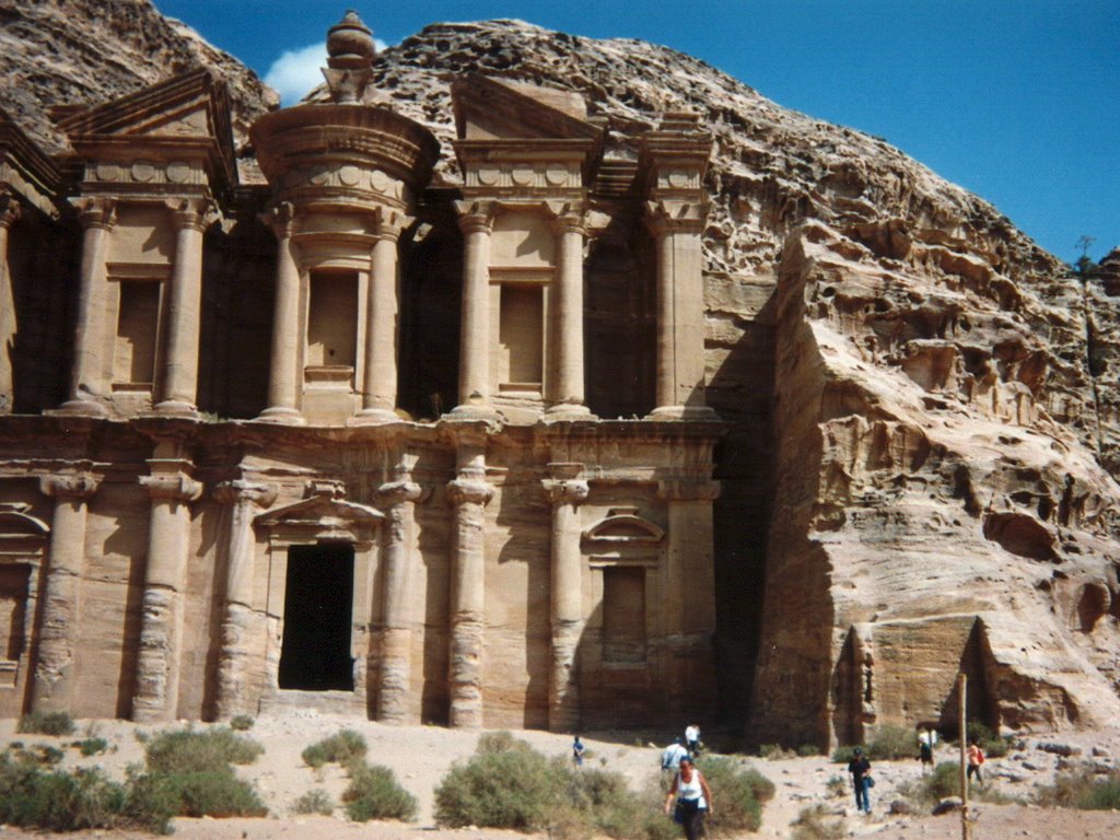 Petra temple by horstvries