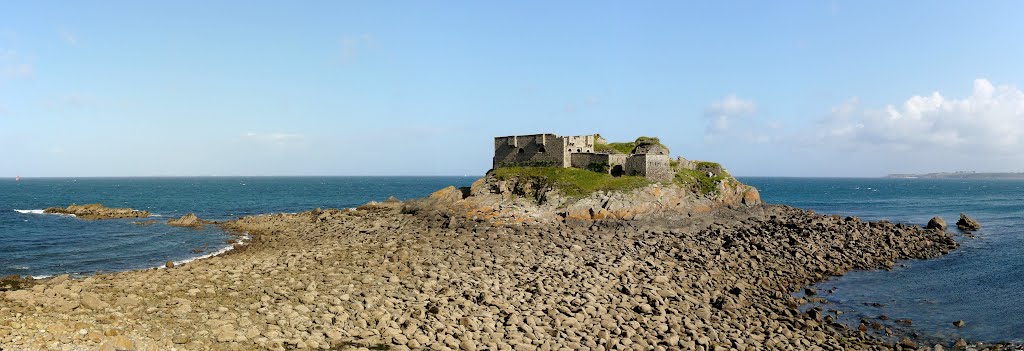 Fort de l'Îlette de Kermorvan by llorenzi